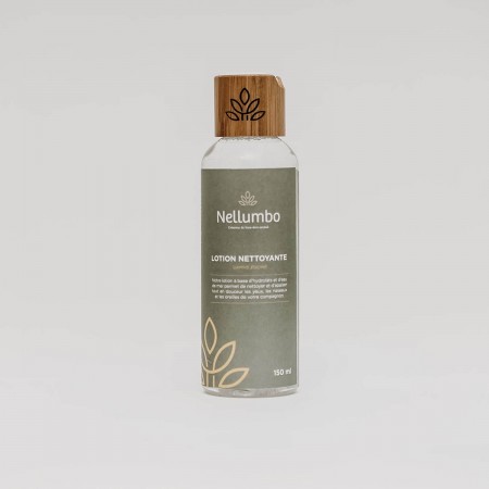 Notre lotion nettoyante est à base d'hydrolats et d'eau de mer 100% d'origine naturel et vegan